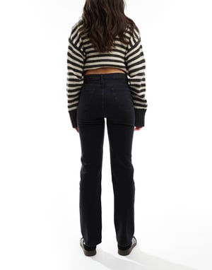 ASOS DESIGN hög midja slim rak jeans i svart