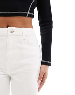 Miss Selfridge Petite raka ben jeans i vit