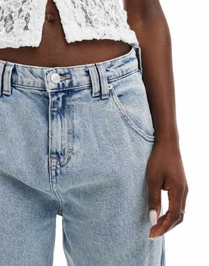 Tommy Jeans Daisy låg midja baggy jeans i ljus tvätt