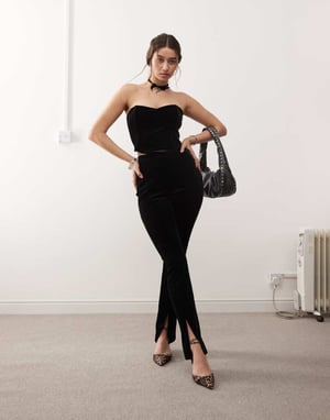 Miss Selfridge sammetsbyxa med skräddarsydd design och splitfront i svart