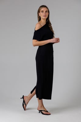 Black Ruched Boat Neck Short Sleeve Midi Dress