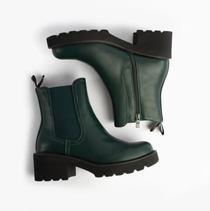 Heavenly Feet Honeybelle Womens Chelsea Boots Evergreen