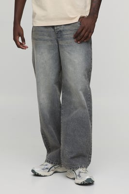 Basic Relaxed Fit Jeans