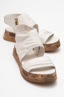 Lunas Leer Side-Zip Plat Hak Sandaal