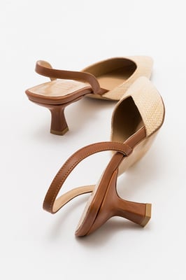 Over Puntneus Pump (Dames)