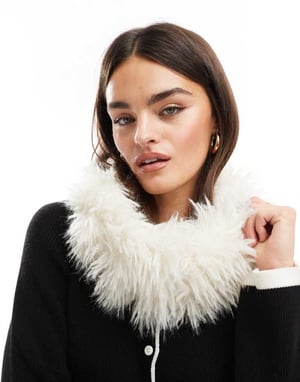 ASOS DESIGN snood with long faux fur in white