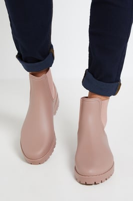 Sofia Elastic Gusset Chelsea Wellies