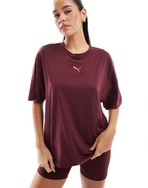 Puma Evolve training t-shirt in burgundy