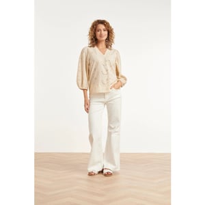 Smashed Lemon Crème blouse met broderie details en lange mouwen |