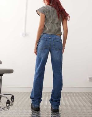 Noisy May Nila low rise wide fit jeans in mid wash