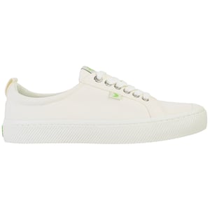 Cariuma OCA Unisex White Plimsolls