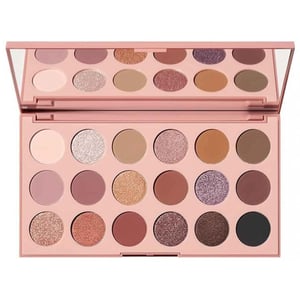 Morphe Artistry Runaway Ready Eyeshadow Pallette No 18