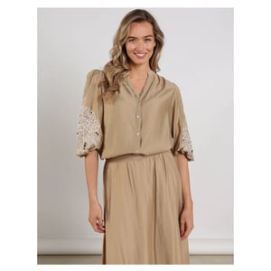 Nukus Rosie blouse embrodery nks02157