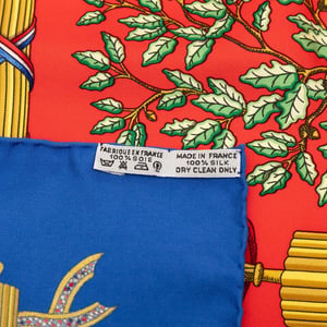 Begagnad Republique Francaise Liberte Egalite Fraternite Silkscarf 90