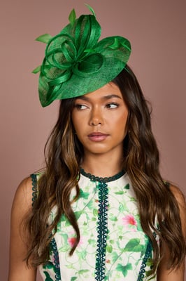 Loop And Feather Upturn Disc Fascinator