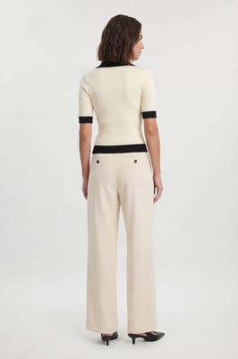 Petite Knit Rib With Contrast Hem Detail Collared Short Sleeve Top