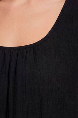 Scoop Neck Tiered Maxi Dress