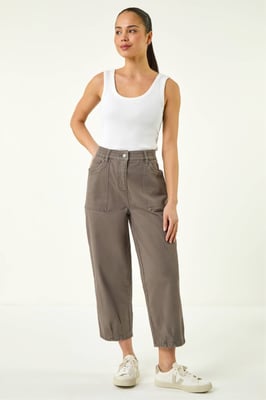 Petite Pocket Front Cropped Jeans