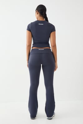 DSGN Studio Sculpt Ruched Side Flared Legging