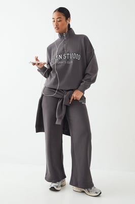 DSGN Studio Applique Straight Leg Jogger