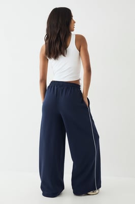 DSGN Studio Piping Detail Mid Rise Toggle Jogger