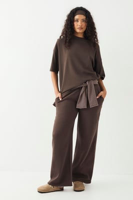 DSGN Studio Deep Waistband Wide Leg Jogger