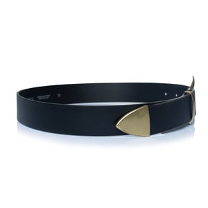 Iro, leren riem met gouden gesp