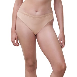 Chantelle String
