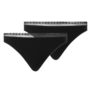Chantelle String