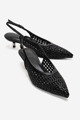 Orelis Kitten Heel Pump