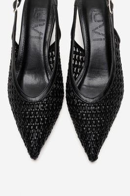Orelis Kitten Heel Pump