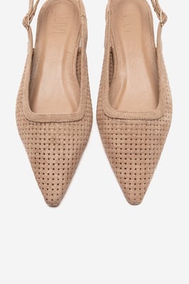 Aviva Slingback Spitse Neus Pump