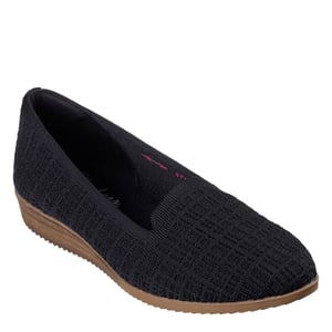 Women's Skechers Sawdust Slip On Trainers Womens in Black