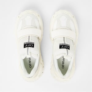 Men's Off White Round Toe Slip On Sneakers in White
