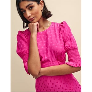 Women's Nobodys Child Mid Drs Crw nk in Pink