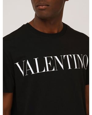 Logo Print T-shirt in Black