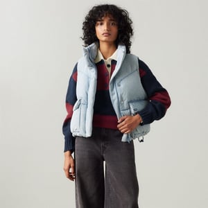 Women's Levis Western Bubble Vest Anthracite in Celebr T Mmnt