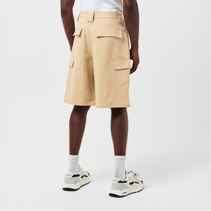 Men's Off White Solid Patterned Relaxed Fit Cargo Shorts in Sand