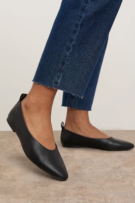Oriana Faux Leather Pointed Ballet Pumps