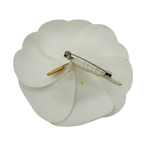 Chanel Tygbrosch Camelia