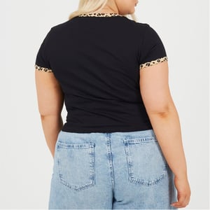 Women's Brave Soul Ps Ss Tee in Black/Leopard