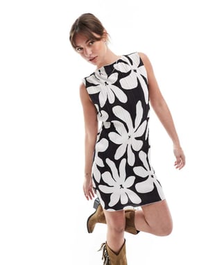 Vero Moda plisse sleeveless mini dress in monochrome floral print