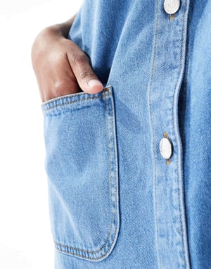 Miss Selfridge denim knappar ned mellanlång klänning