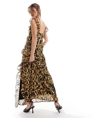 Vero Moda volangkantad chiffong maxi-klänning i naturligt leopardmönster