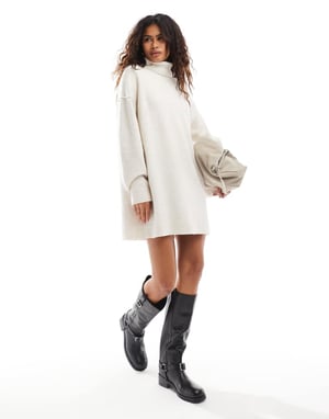Weekday Annie ullblandning rullhalsad stickad miniklänning i off-white melange