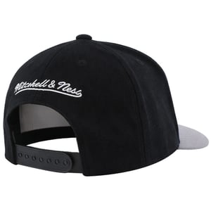 Mitchell & Ness NBA San Antonio Spurs 2-Tone 110 Black/Grey Cap