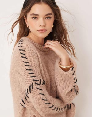 Vila stickad jumper minikjol med kontrastsöm i beige