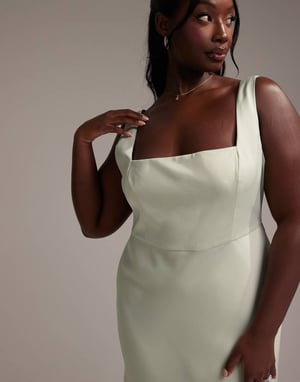 ASOS DESIGN Curve Brudtärna satinmaxiklänning med fyrkantig halsringning i ljusgrön