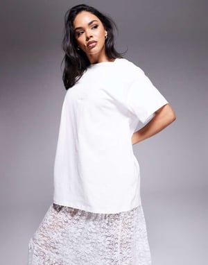 ASOS DESIGN 2 i 1 t-shirt midiklänning med lager av spettskjorta i vitt