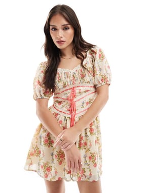 ASOS DESIGN mjölkerska mini klänning med banddetalj i vintage tapet blommönster